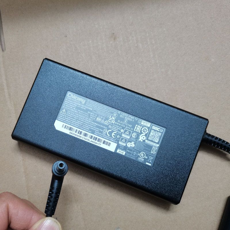 Pc Gaming Msi - جديد OEM سليم Chicony 20.0 فولت