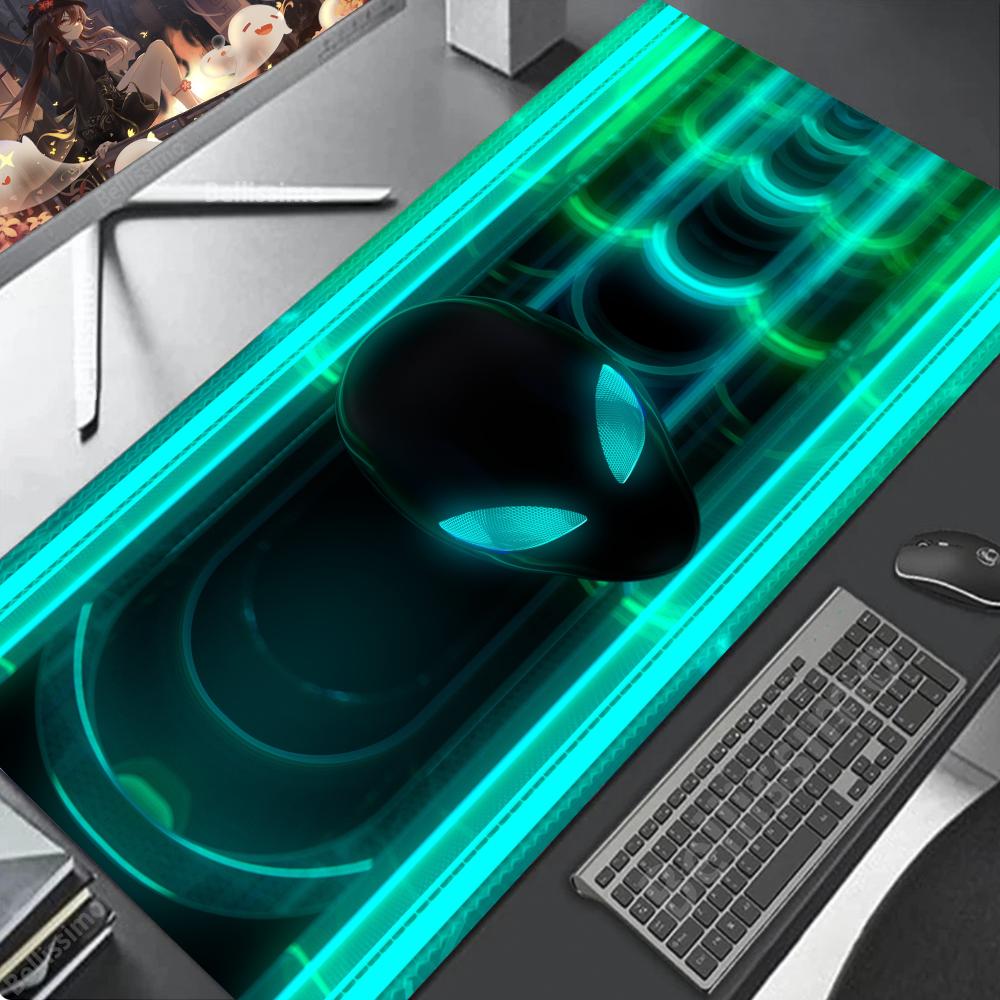 Pc Gaming Dell - لوحة ماوس أنيمي Dell إعداد الألعاب