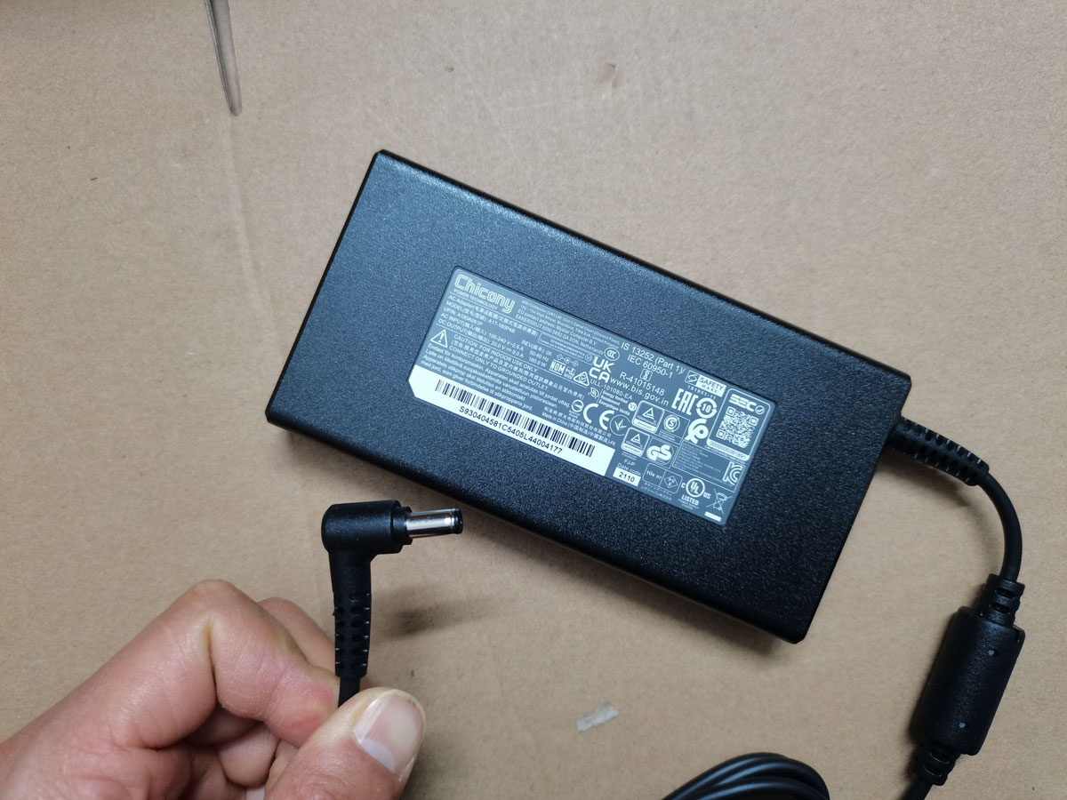 جديد OEM سليم Chicony 20.0 فول - مراجعة Pc Gaming Msi وسعره