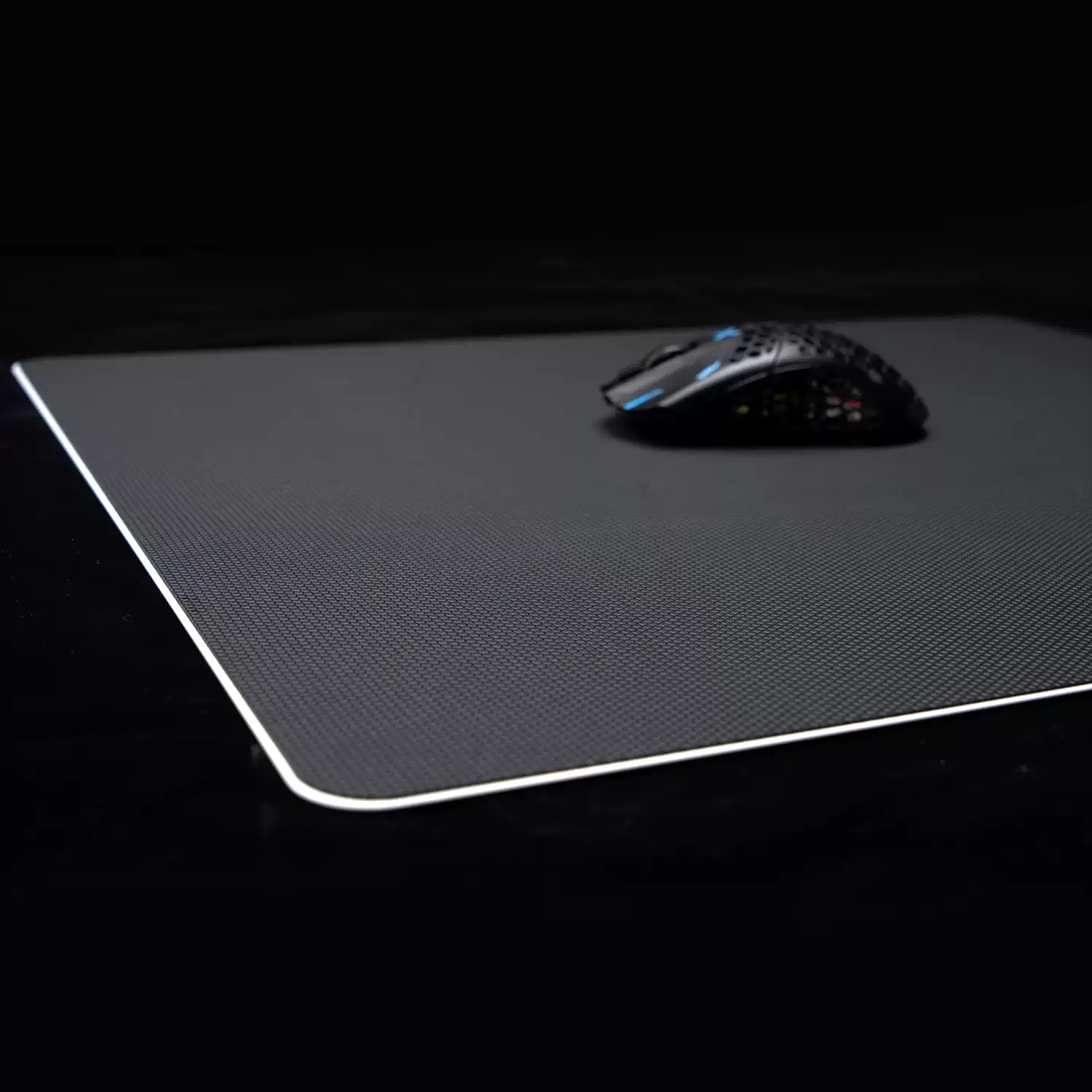 لوحة ماوس زجاجية مزدوجة من كلي - مراجعة Fps Gaming Mouse وسعره